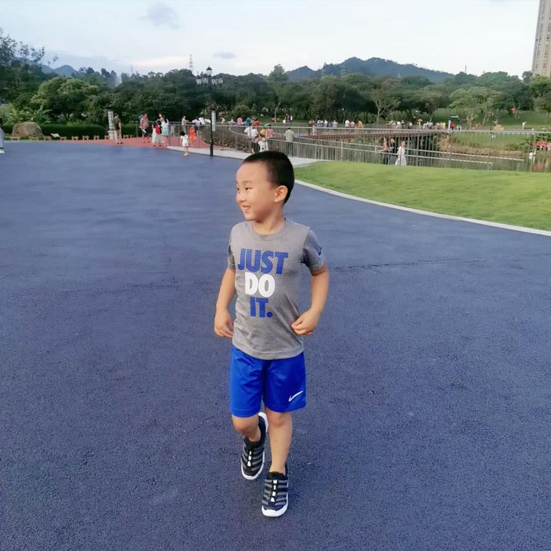 洋洋的故事,洋洋的背后的故事