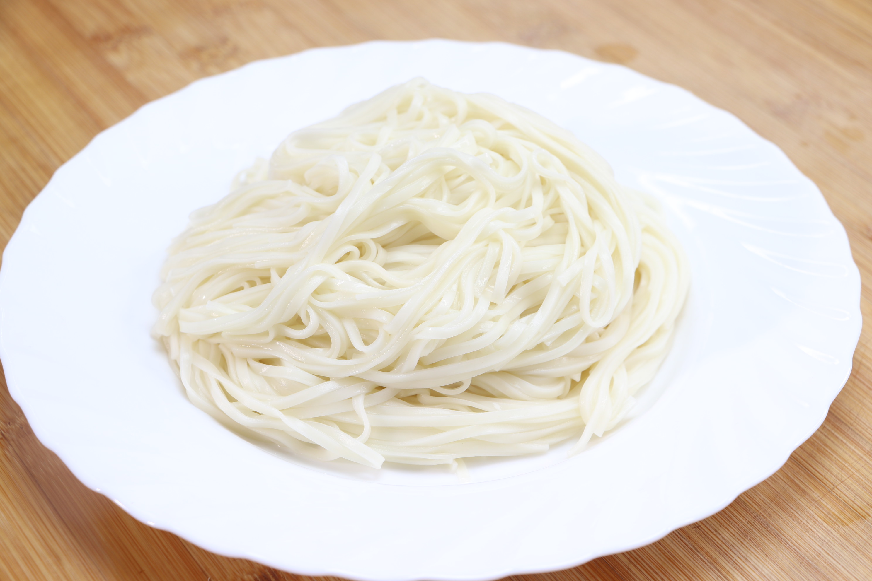 面条买回来，你就像我这样做，劲道爽滑又入味