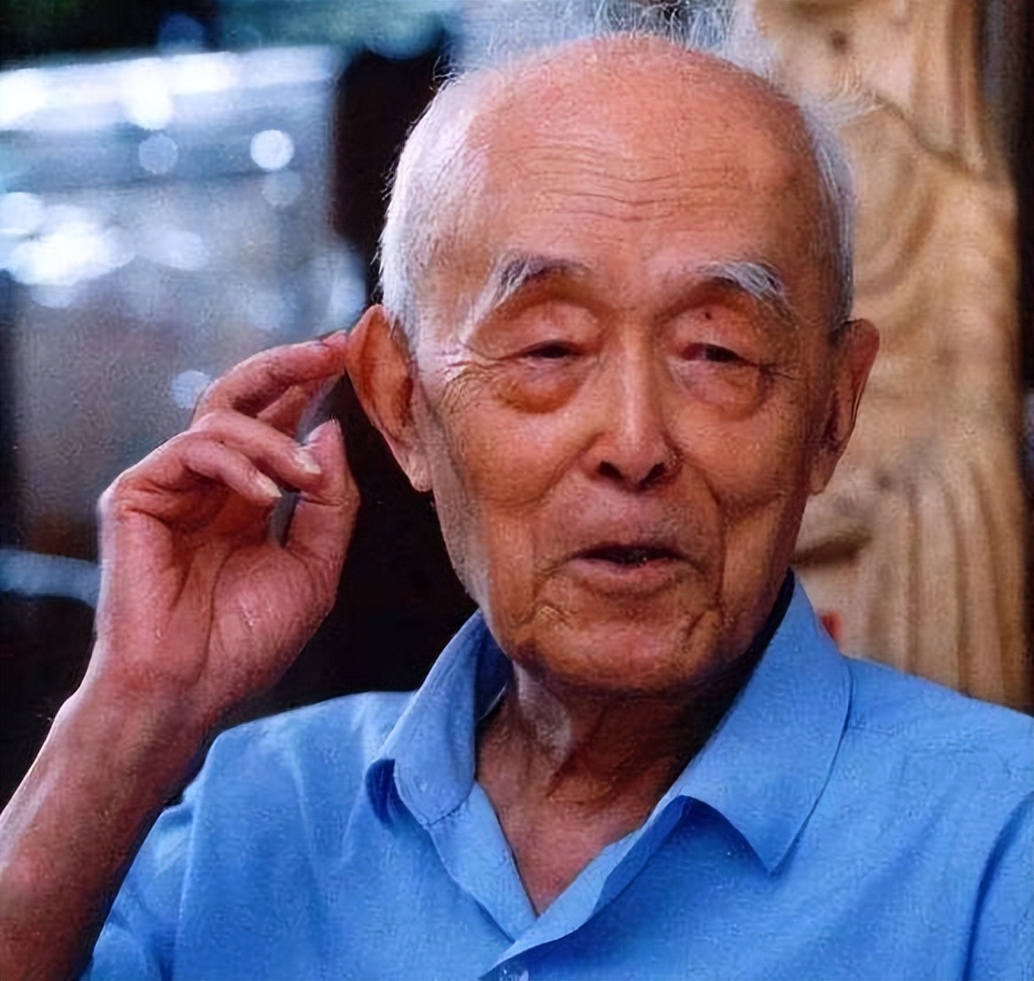 眉毛一根长能抵万担粮是什么意思,眉毛一长一短讲究