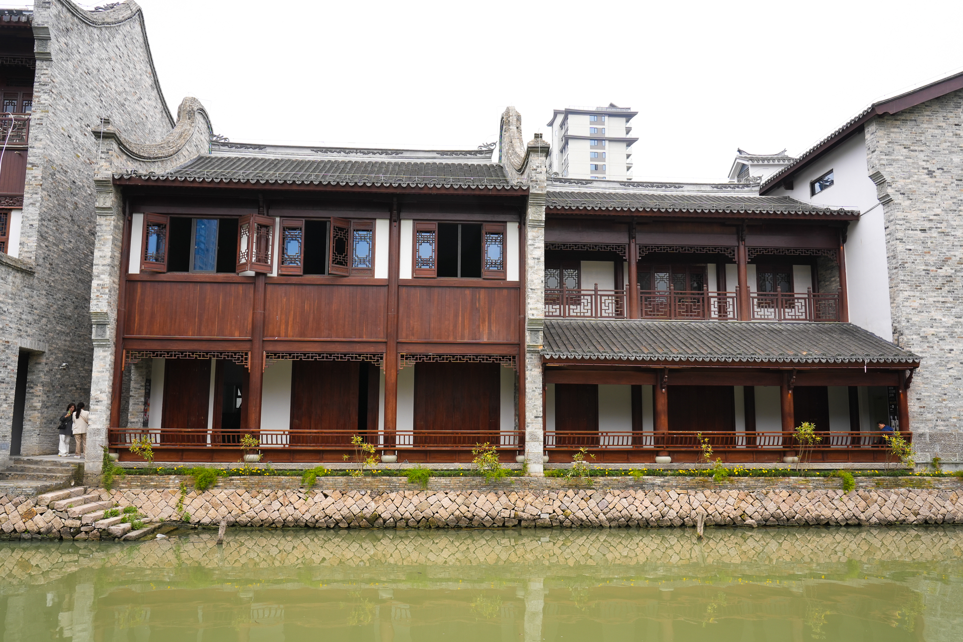 温州瓯海美食一条街,温州乐园刺激惊险