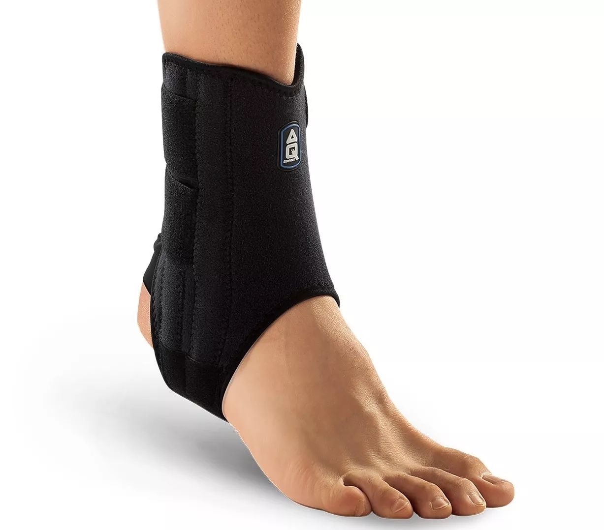 内马尔脚踝90度扭曲无缘世界杯,内马尔脚踝90度受伤