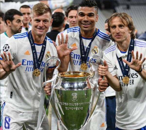 「8点见」典礼三中场或许拆伙胖虎驰援受伤中的曼联