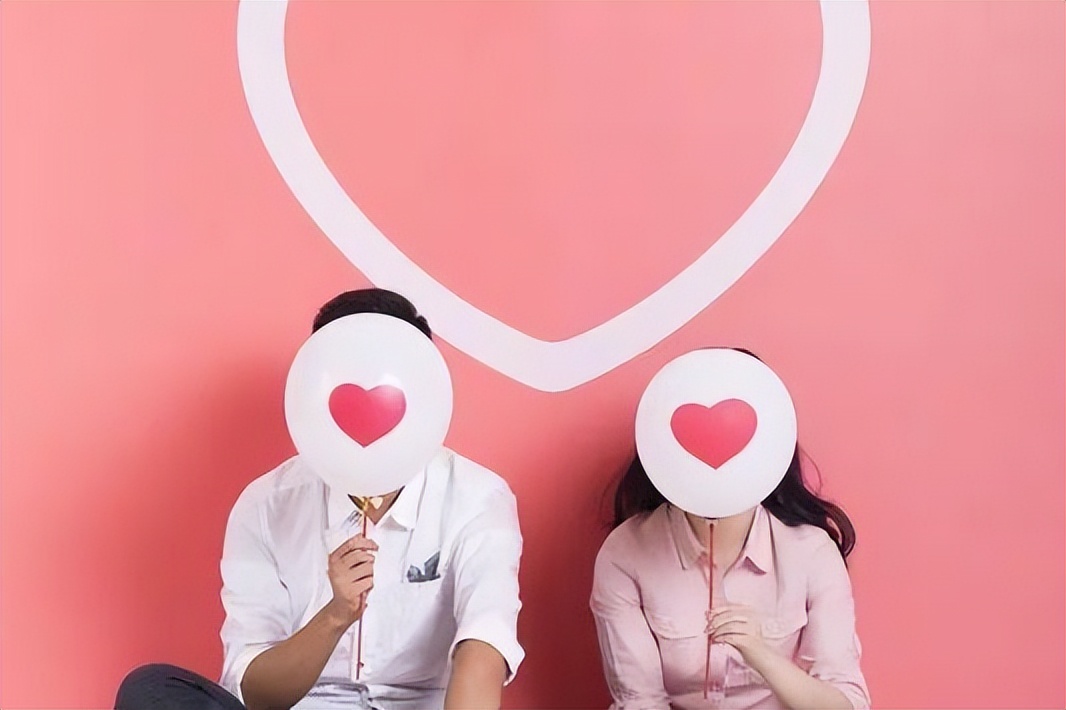 自愿给别人买车能要来钱么,主动赠与的车能要回来吗