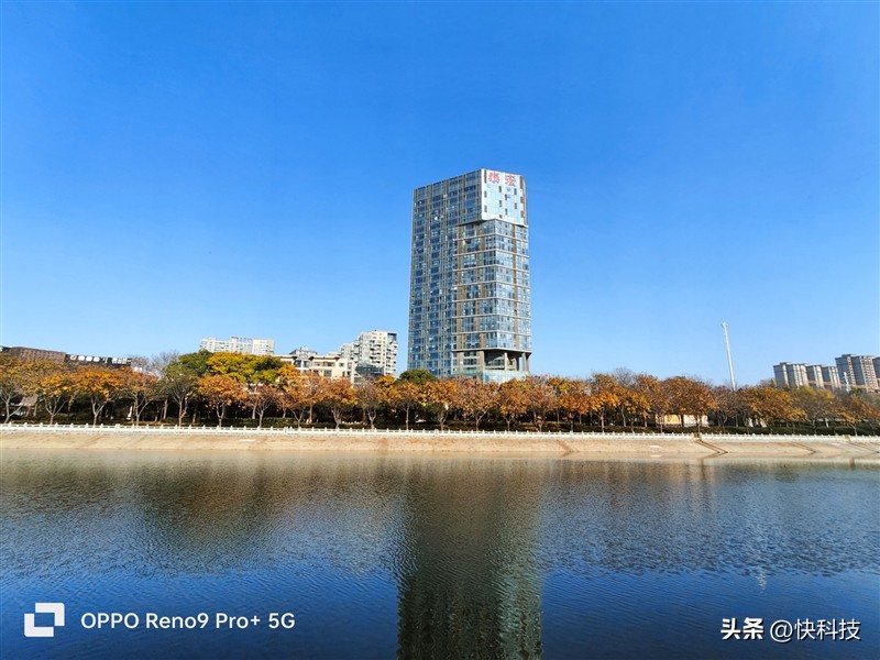 opporeno9pro中杯评测,opporeno9pro再次刷新轻薄纪录