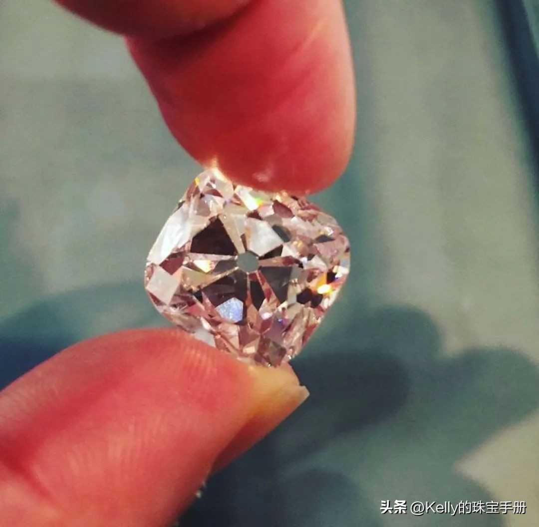 LeGrandMazarin粉钻故事｜最著名的法国皇冠珠宝之一的历史