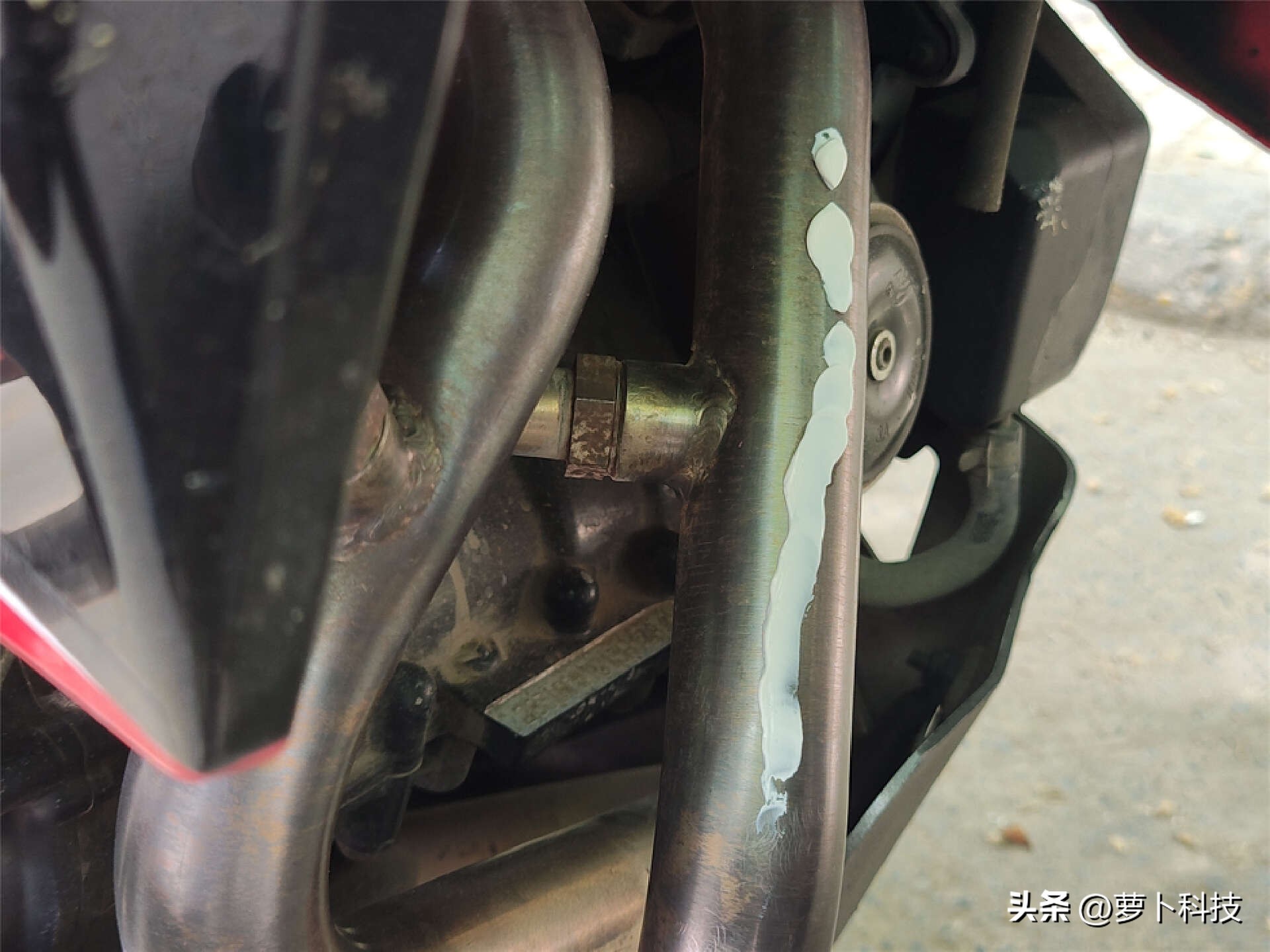 1000元摩托车排气,摩托车排气管镀铬和不锈钢哪个好