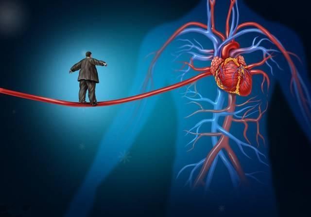 青岛大妈每天坚持踮脚,大妈坚持运动20年