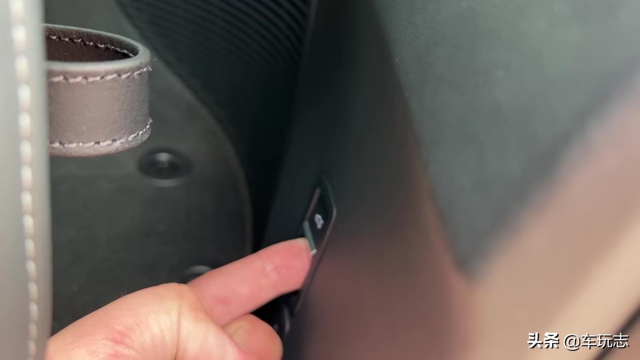 2019奥迪r8跟2020款奥迪r8,5.2v10奥迪r8限量版