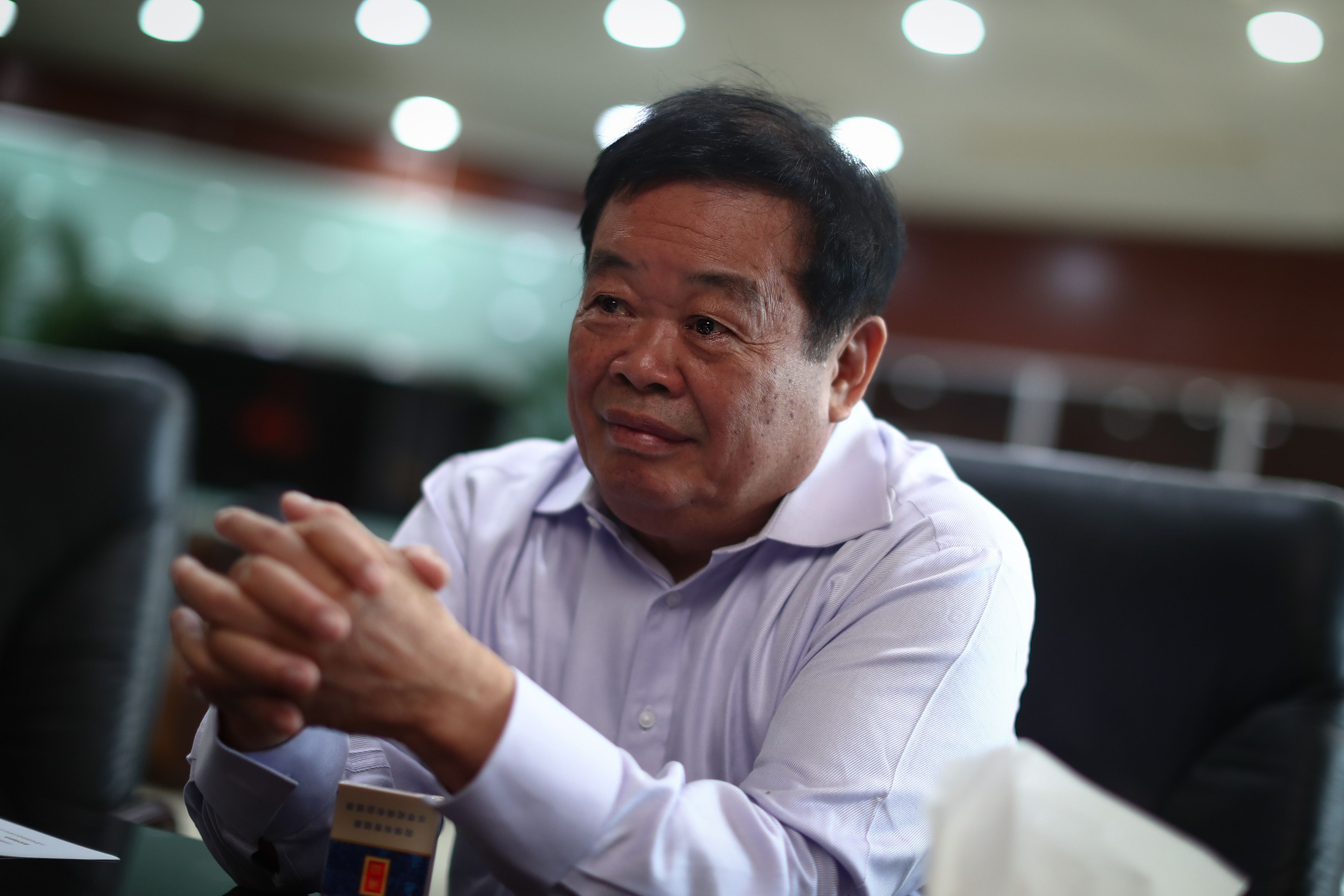 福耀玻璃招聘本科生待遇才6万，大学生：曹老，好失望能涨点吗