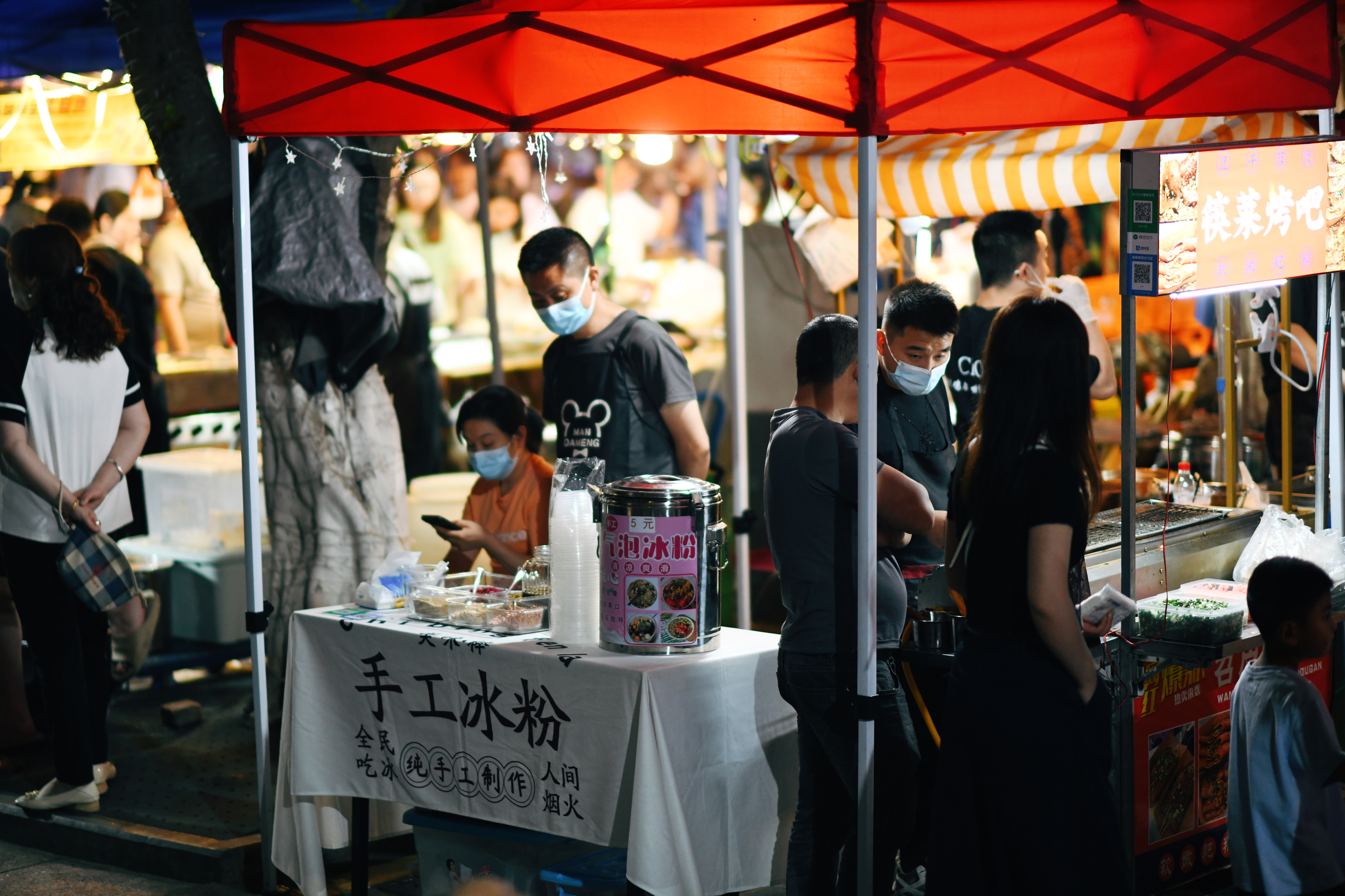 民心佳园夜市最火的是谁,最新的民心佳园夜市