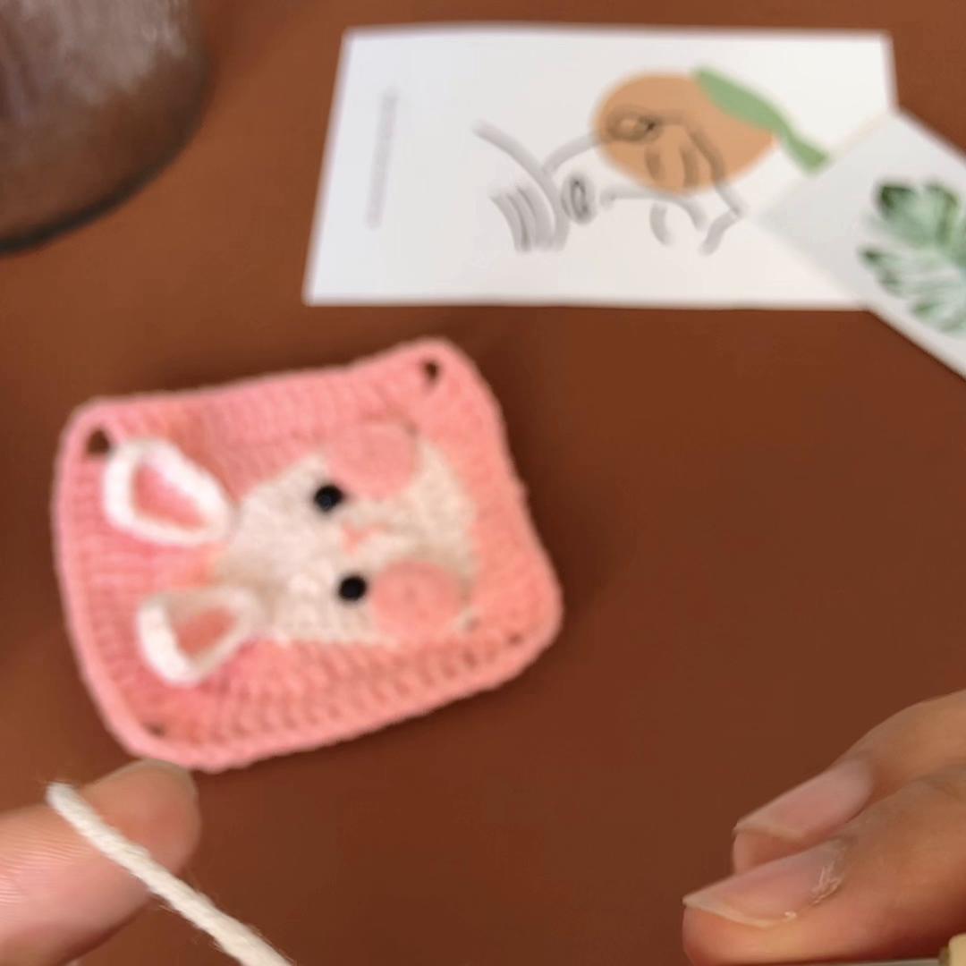 祖母格兔子耳朵缝合教程,手编祖母格大耳朵兔子编织教程