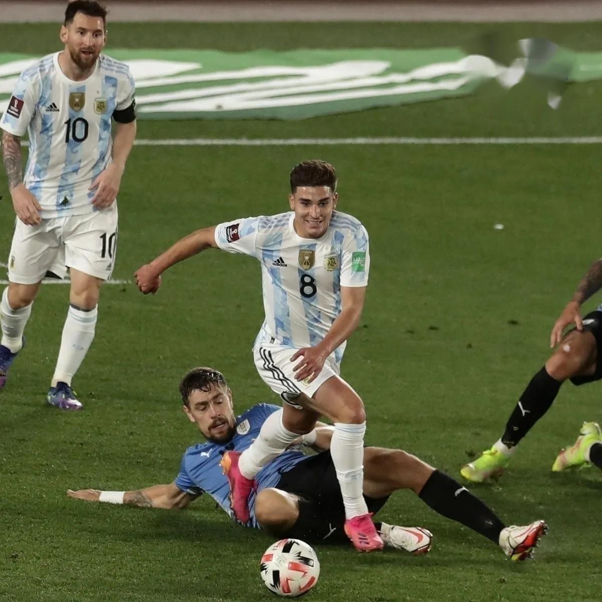 阿根廷阿尔瓦雷斯蜘蛛侠,河床阿尔瓦雷斯视频