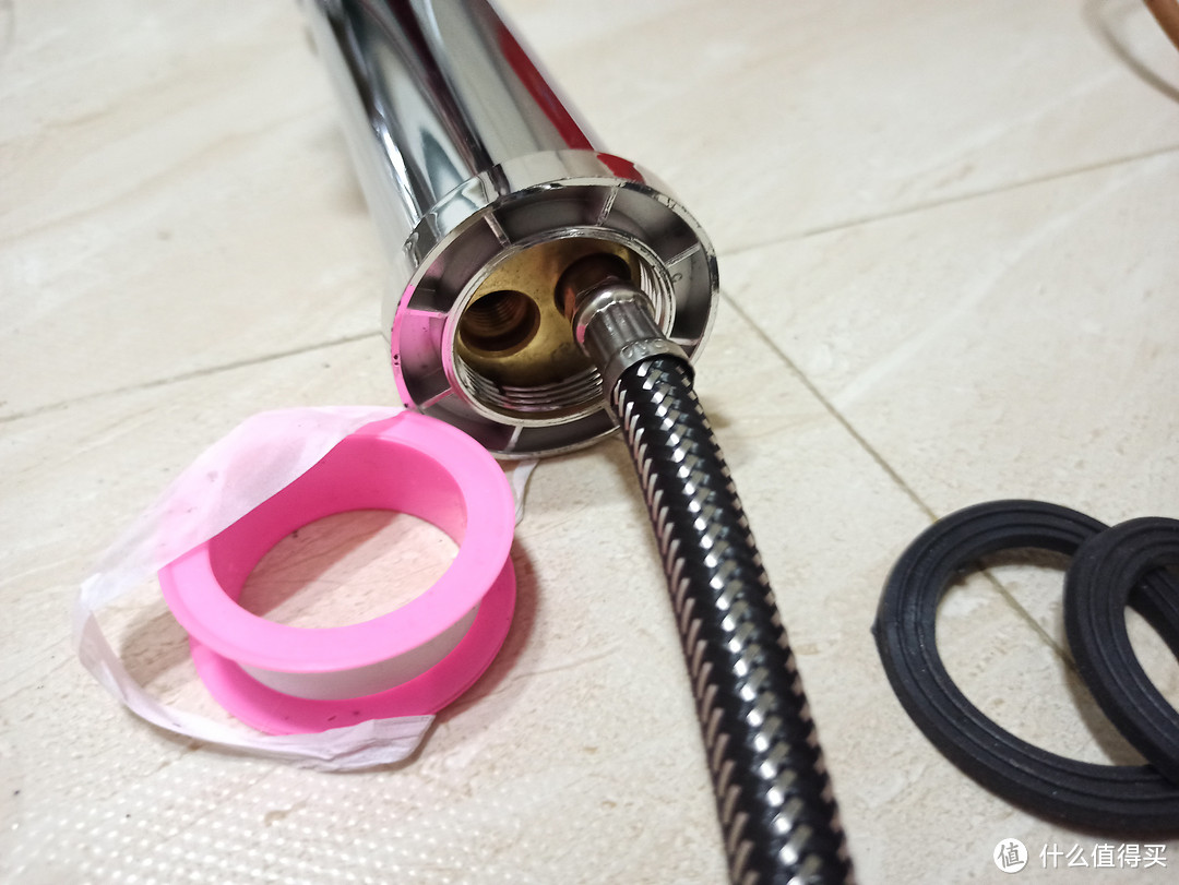 换洗手盆水龙头买什么工具,换洗手盆上面的水龙头教程