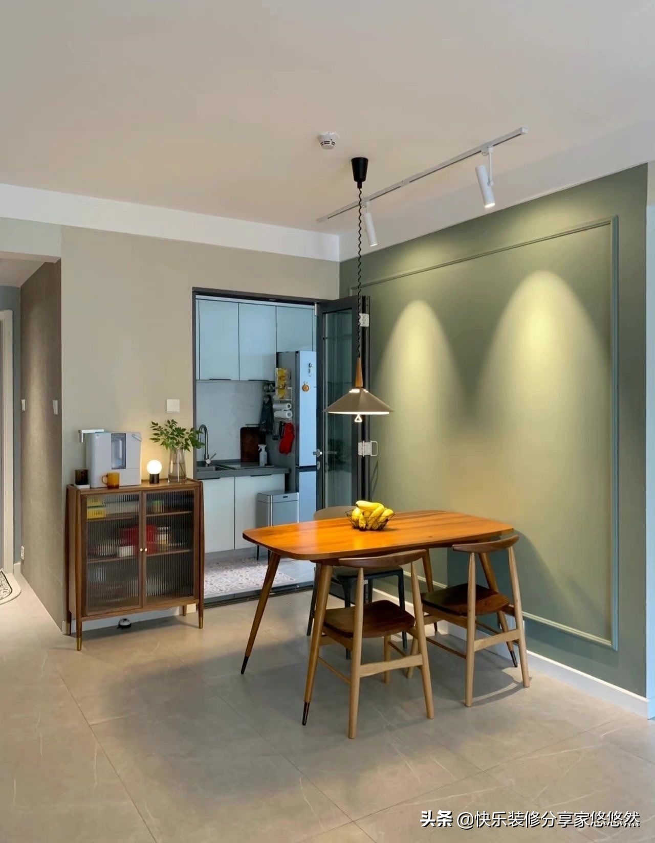 橄榄绿沙发客厅北欧风格颜色搭配,橄榄绿简约风