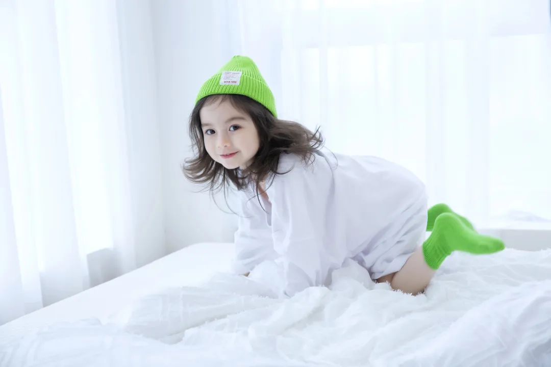 单身女生去泰国生三胞胎,单身女人去泰国