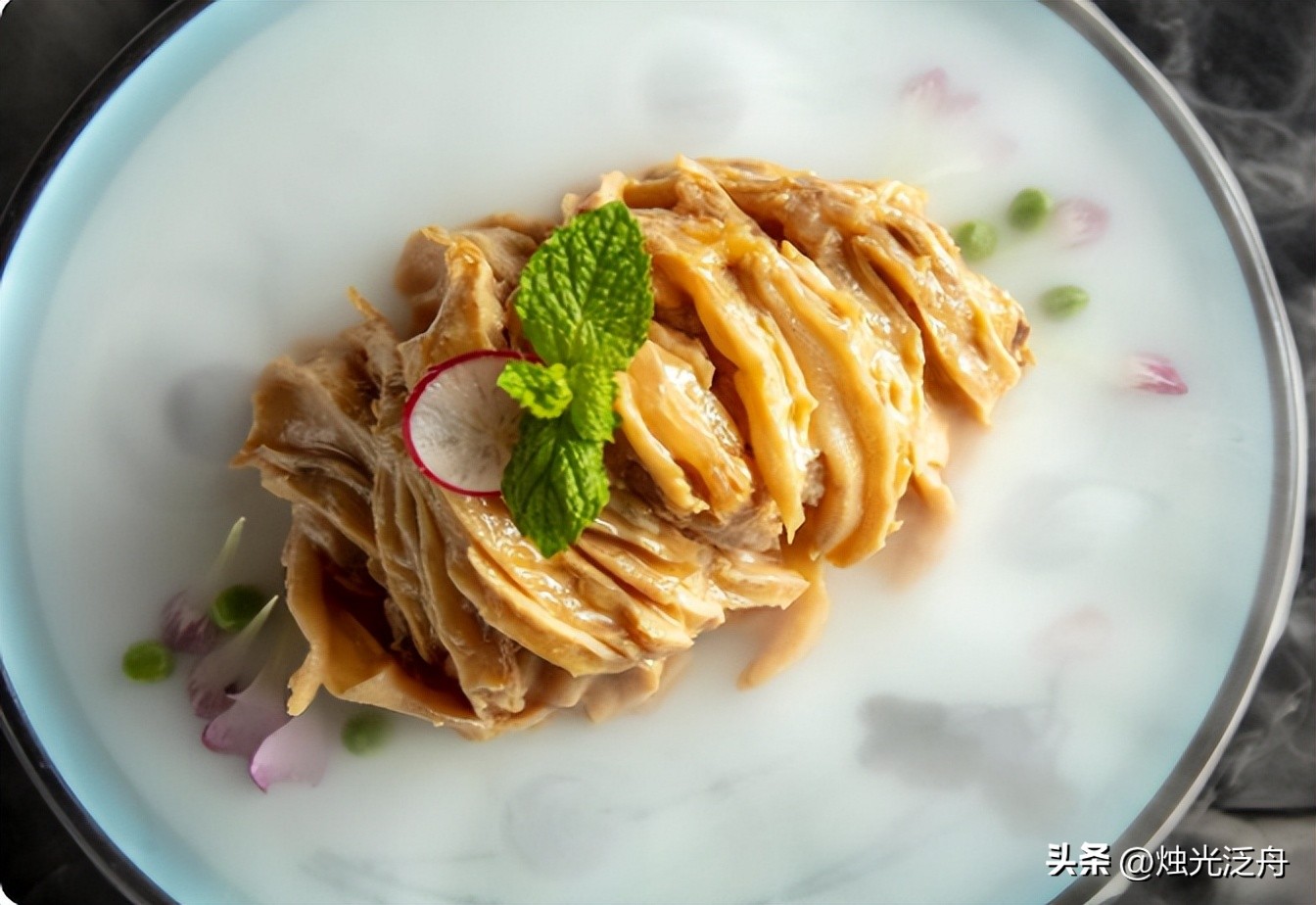 木耳胡萝卜蟹味菇核桃仁做法,核桃豆腐花做法教程