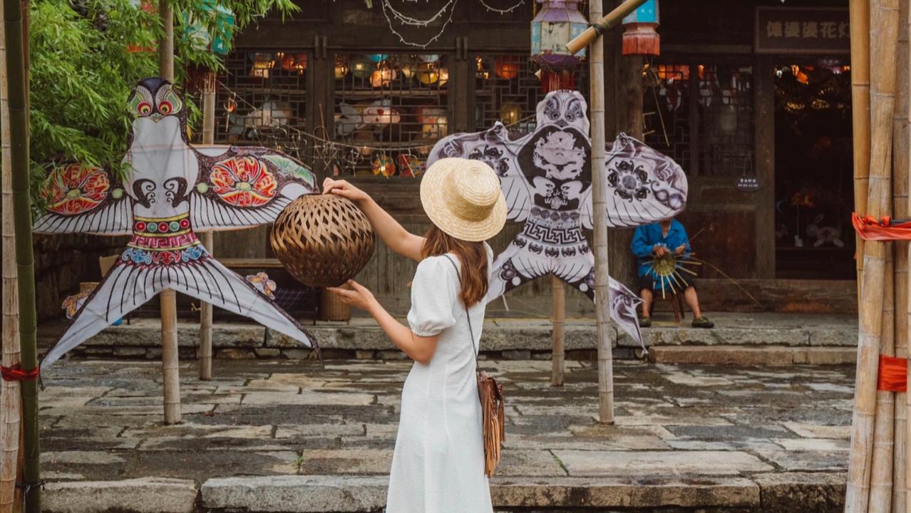 高铁直达！不想工作就来这个避世童话森林屋