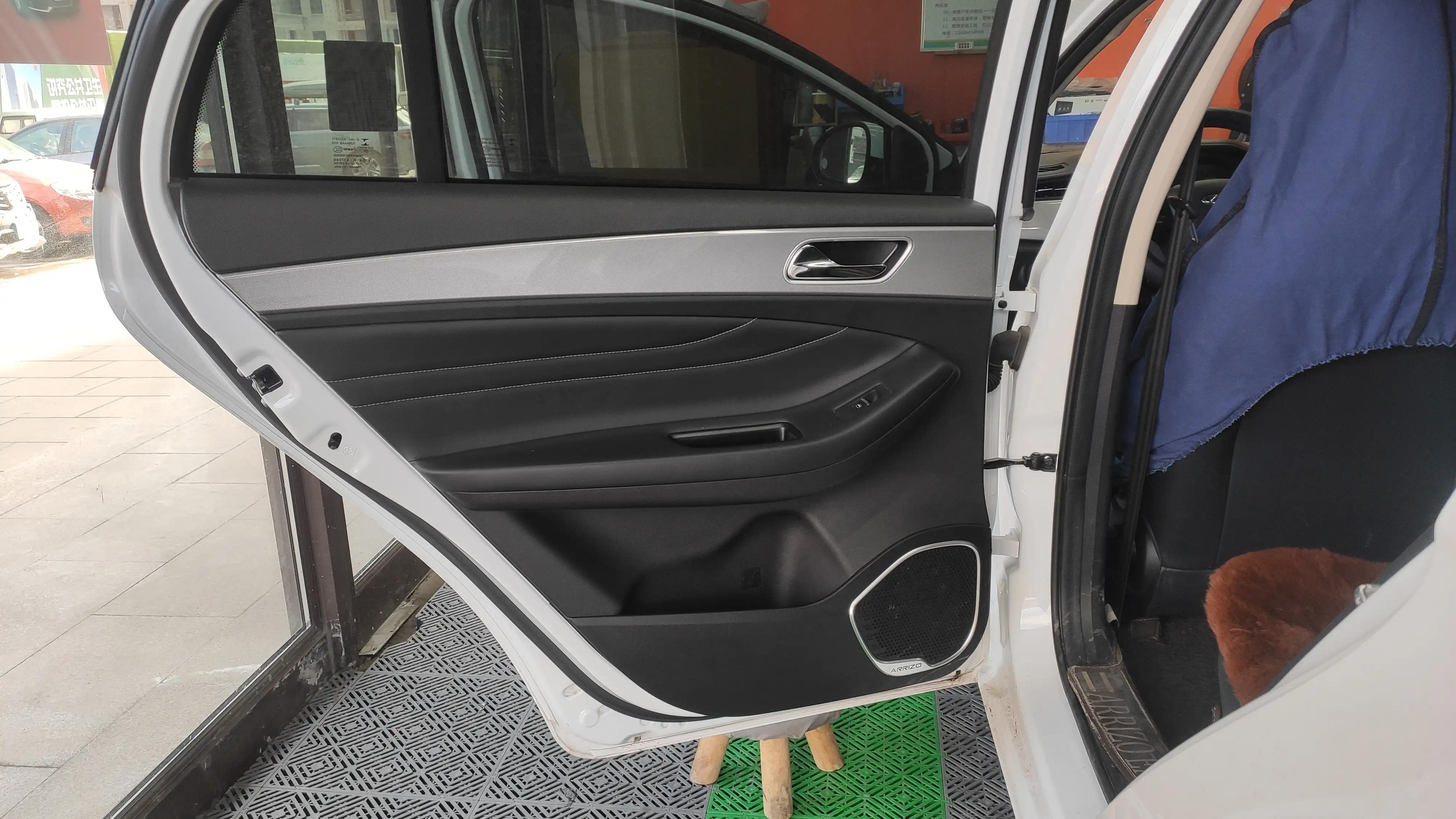 奇瑞艾瑞泽后门安装喇叭教程,艾瑞泽加装前门喇叭步骤