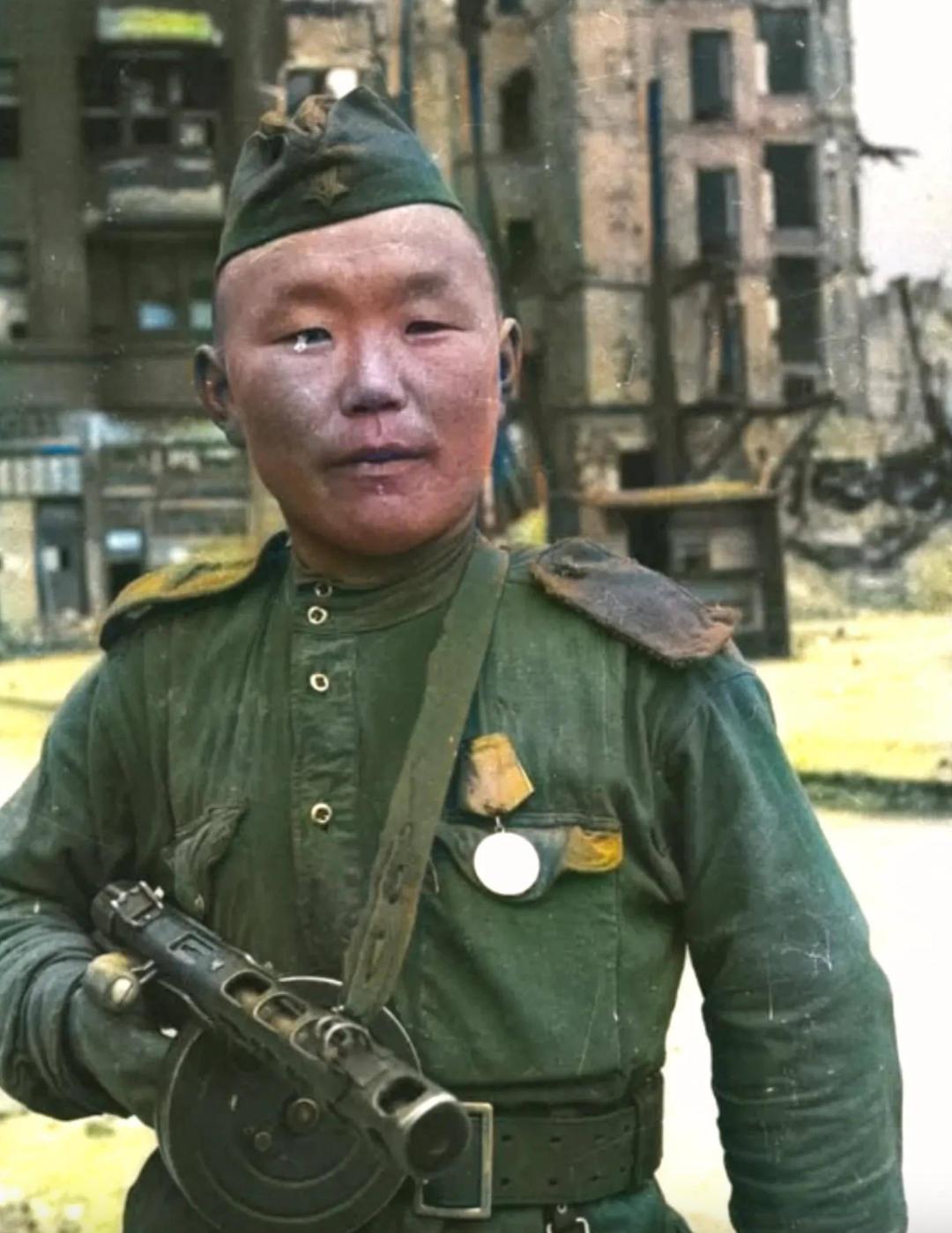 一组珍贵的照片满满的回忆,一组珍贵老照片看民国