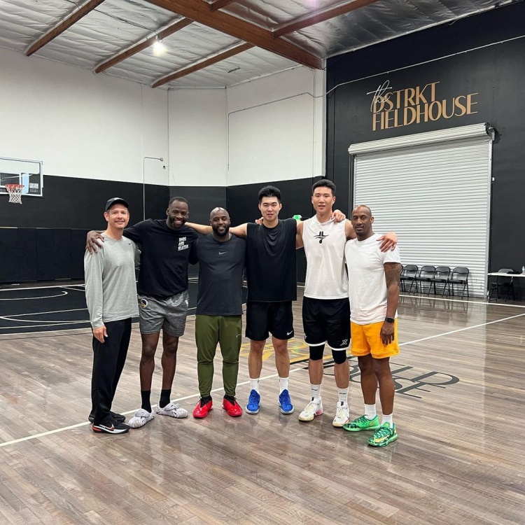 郭艾伦潘玮柏篮球,邓超郭艾伦完整视频