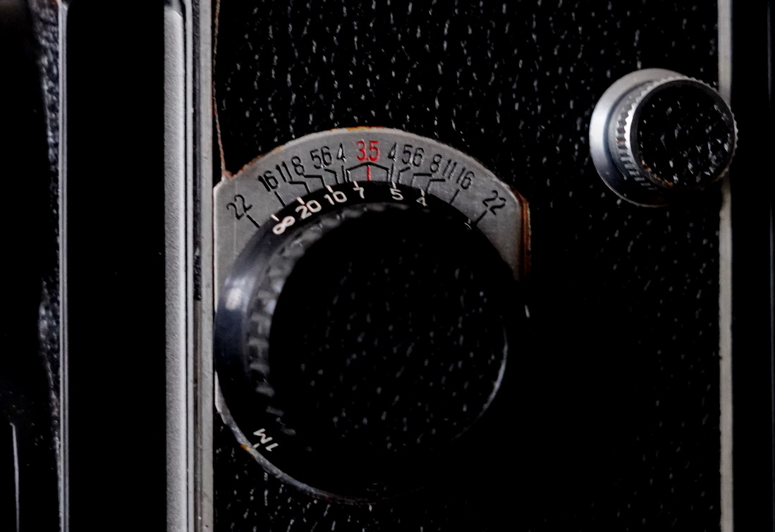 海鸥4b是什么镜头,海鸥4b相机能用135胶卷吗