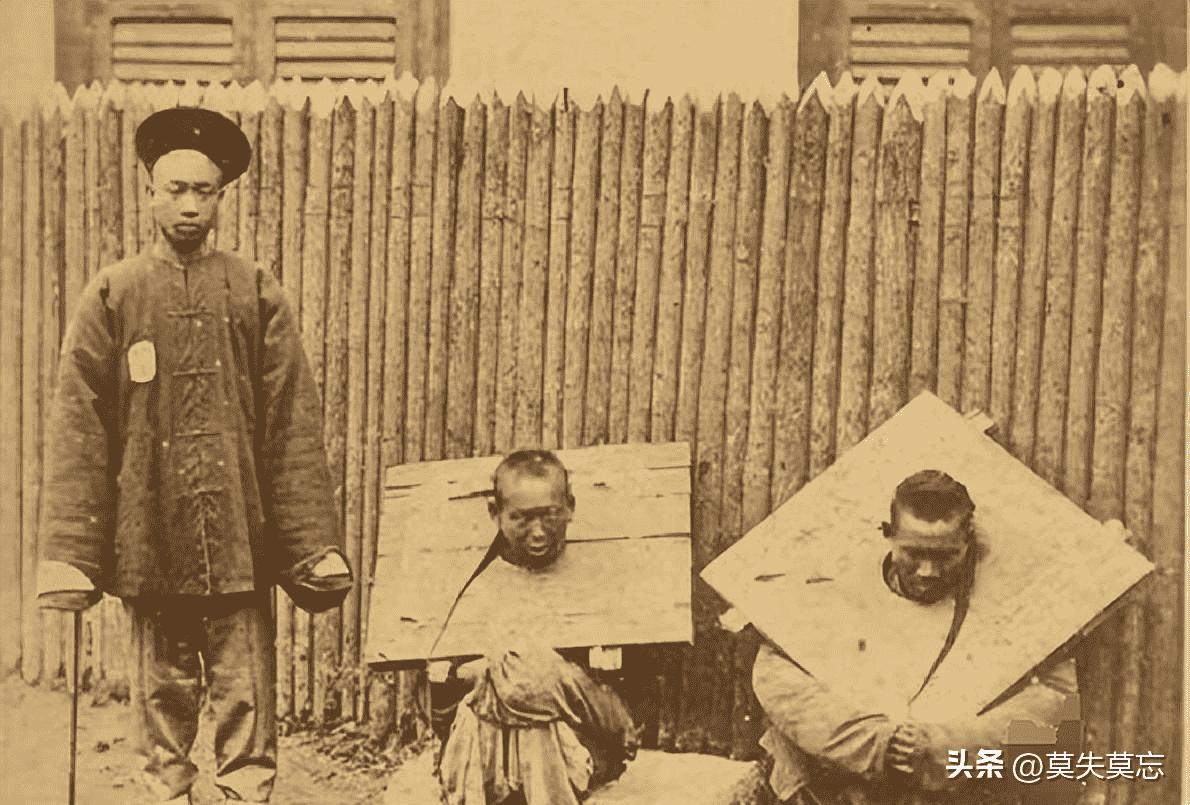 日军侵华兽行,日军当着国军的面杀俘虏