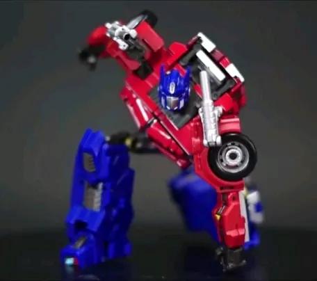 变形金刚雕像1比1,变形金刚1擎天柱雕像开箱视频