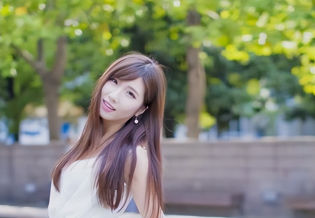 女大学生下腹瘙痒，医生夹出十几只阴虱，原来阴虱有2个传播途径