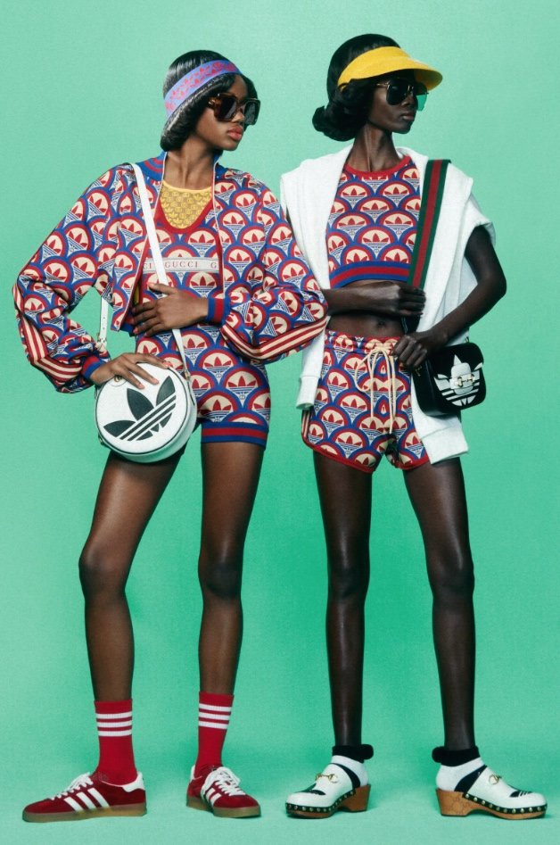 阿迪达斯古驰联名雨伞测试,adidasgucci联名雨伞