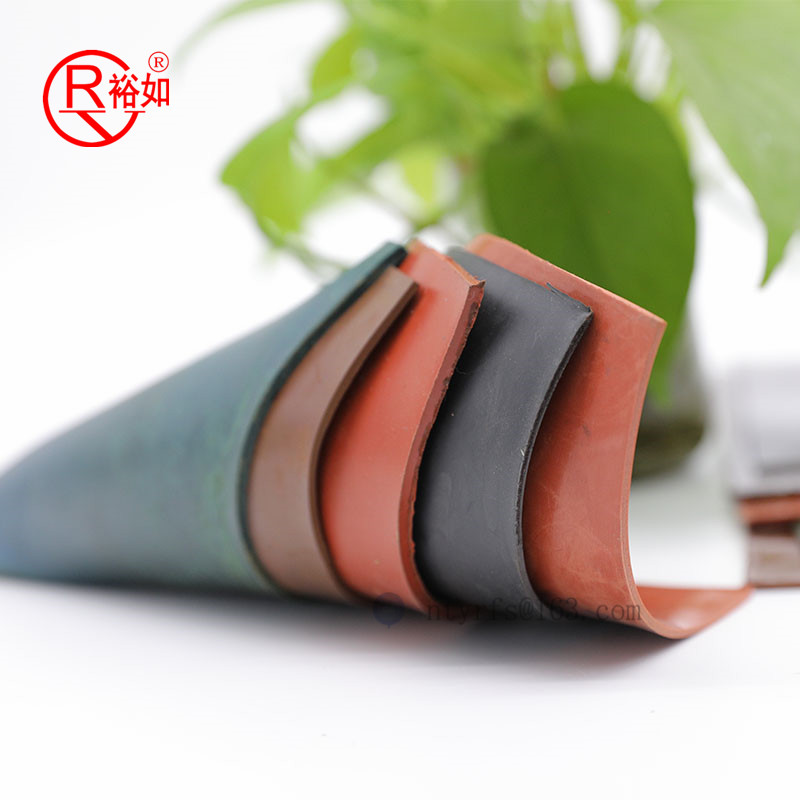 屋顶地砖涂刷聚氨酯防水涂料,屋顶补漏聚氨酯防水涂料批发