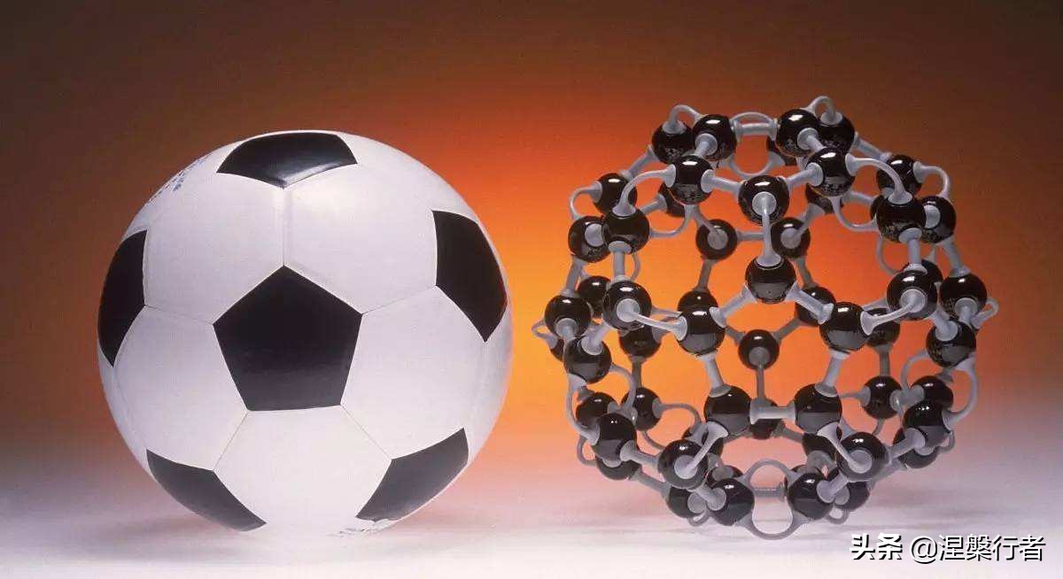 天生畸形却拥有传奇一生，被称为外星人的富勒，他的发明超越时代