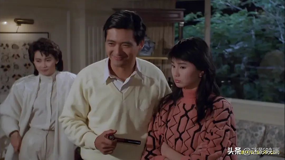 37年前的邪典片,王祖贤颠覆出演,删减才能播,录像厅时代噩梦