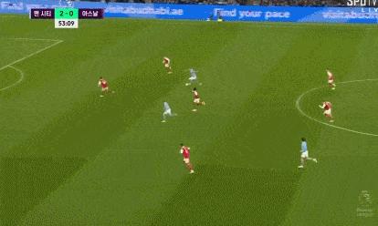 哈兰德解开头发,哈兰德关禁闭