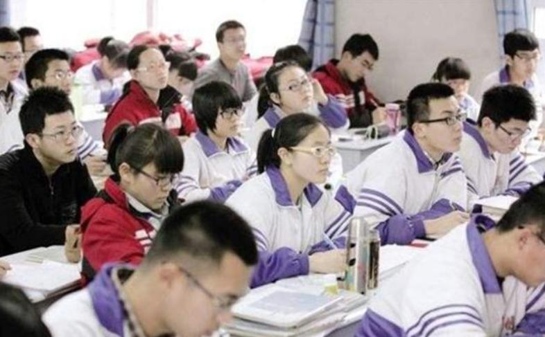 天才少年距高考100天时跳楼,高考前跳楼的天才少年