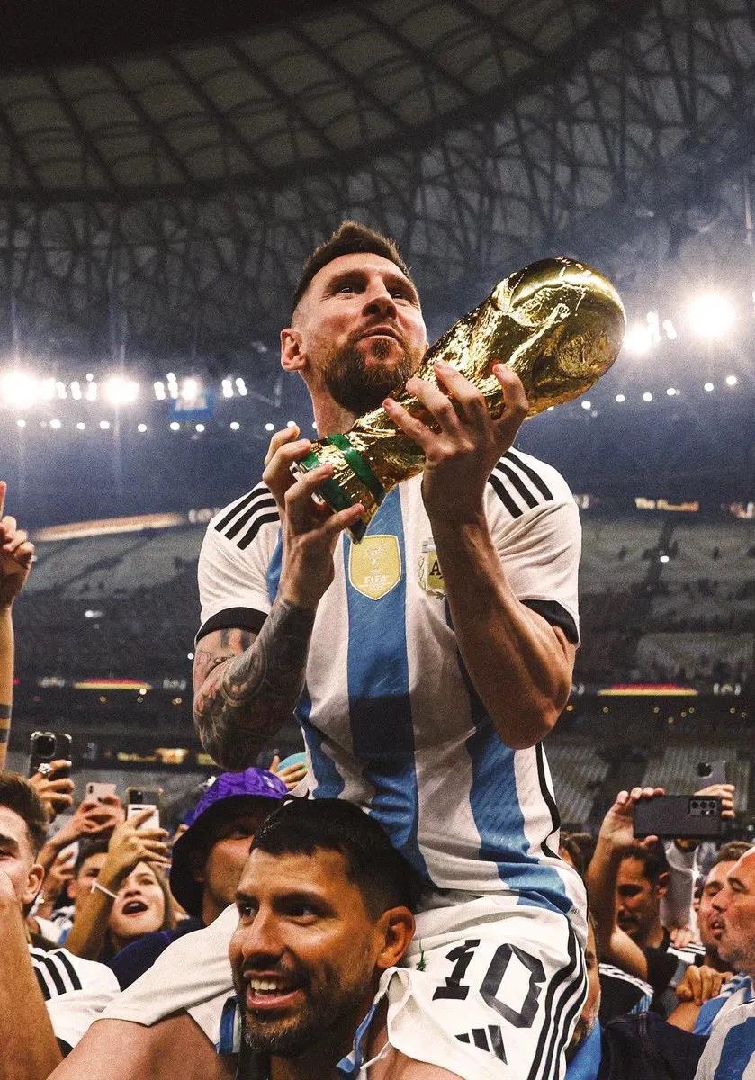 梅西世界杯夺冠多不容易,梅西世界杯夺冠能超过c罗吗