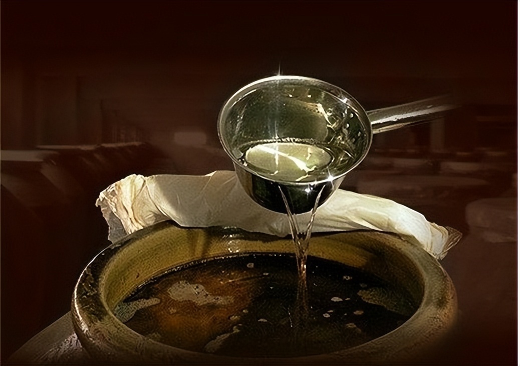 白酒存放8年会过期吗,白酒会过期吗保质期多久