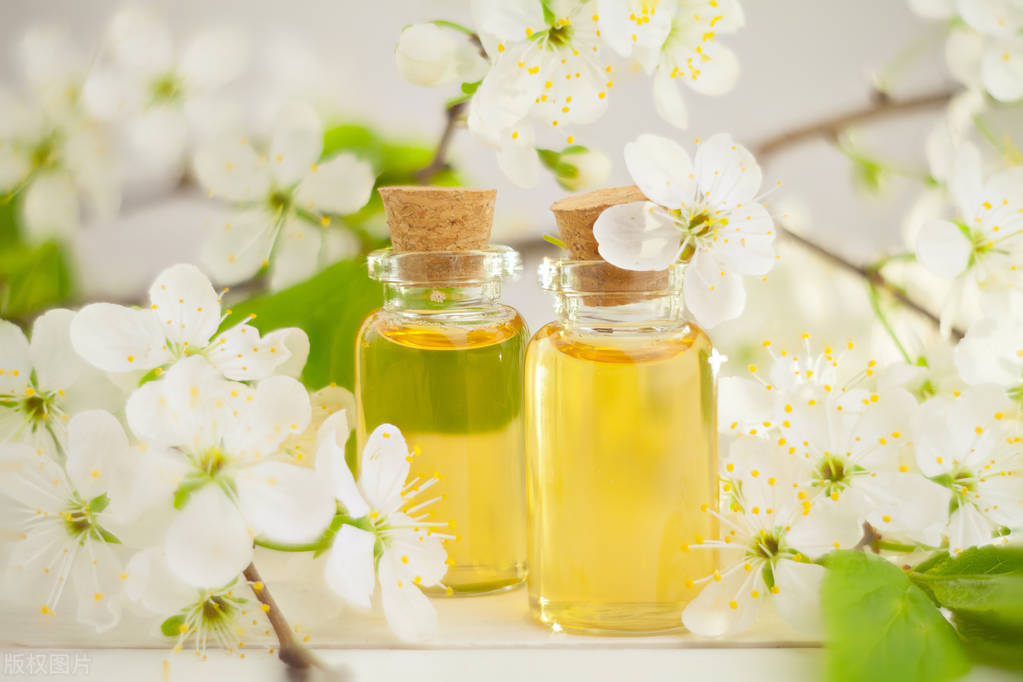 润滑剂对夫妻双方都有害吗?医生直言:注意好3点,不必过于烦恼