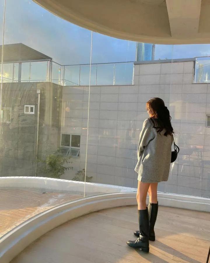 蝴蝶结裙子美女,蝴蝶结美女