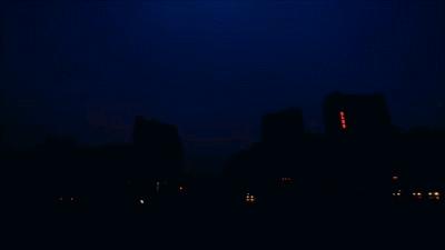 美国登月到底在月球上留下了哪些,登月的宇航员在月球上看见了什么