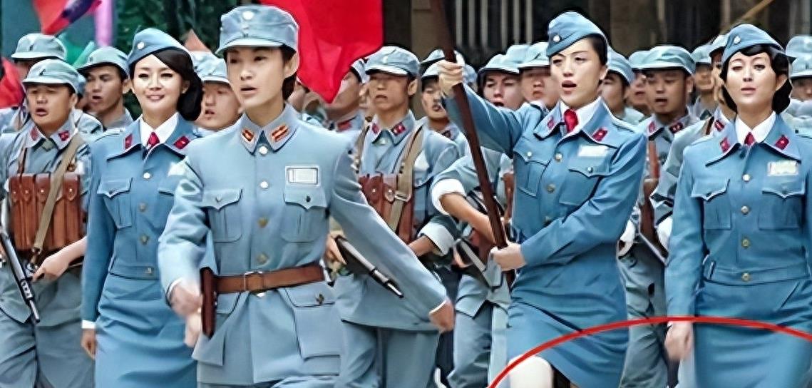 诱惑尼姑装，裤衩子外露，这些毁三观的操作，导演怕是个猪脑子吧