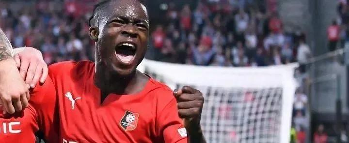 博尔特世界杯,逆天跑步成绩