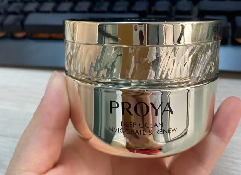 40多岁用什么牌子的抗皱面霜好,40岁哪个牌子面霜抗皱保湿效果好