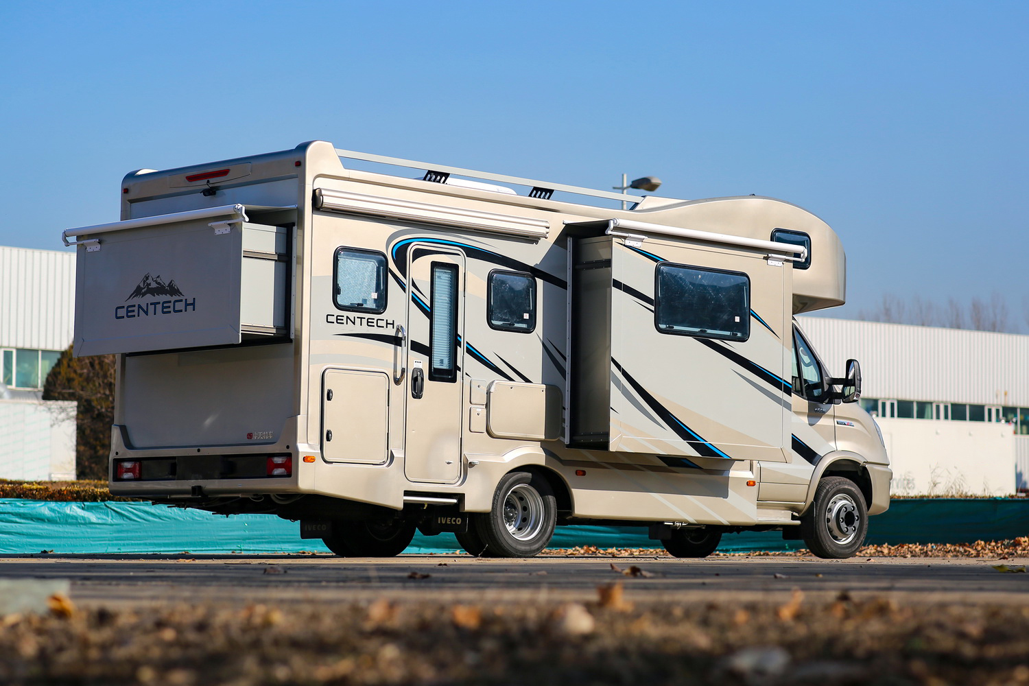 中天自行式c型驭风房车价格,中天领航者三拓展房车