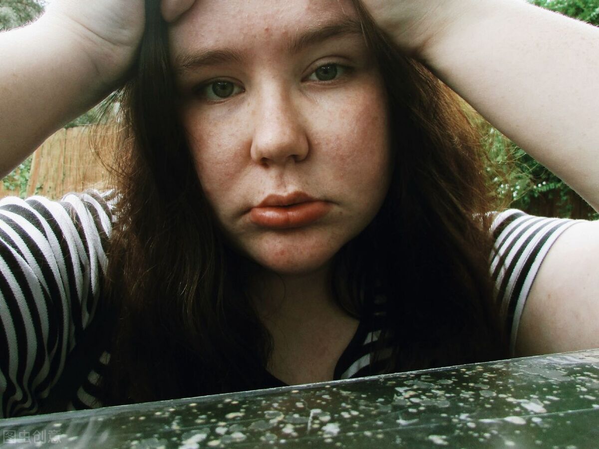 青少年抑郁症不愿意去看病怎么办,心理医生儿童抑郁症的10个前兆