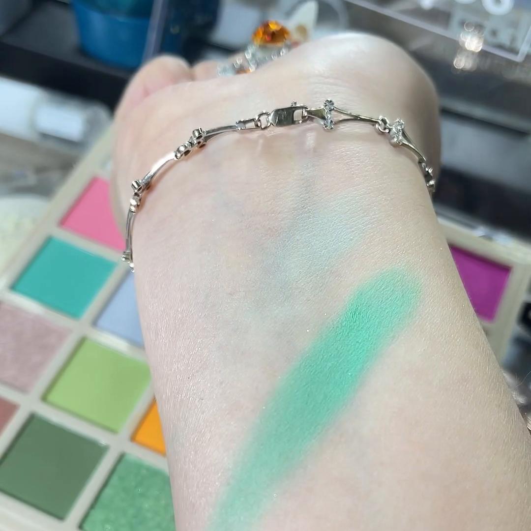 杈呭姪鐪煎奖,榛樿鐪煎奖