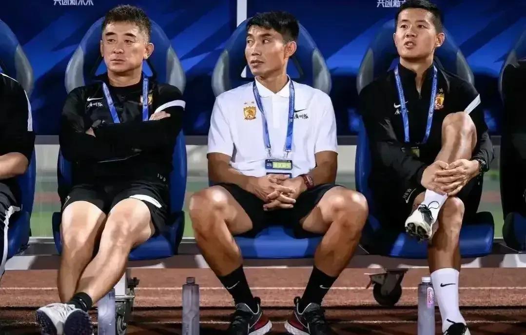 再见了恒大,广州恒大球迷合唱的讲不出再见