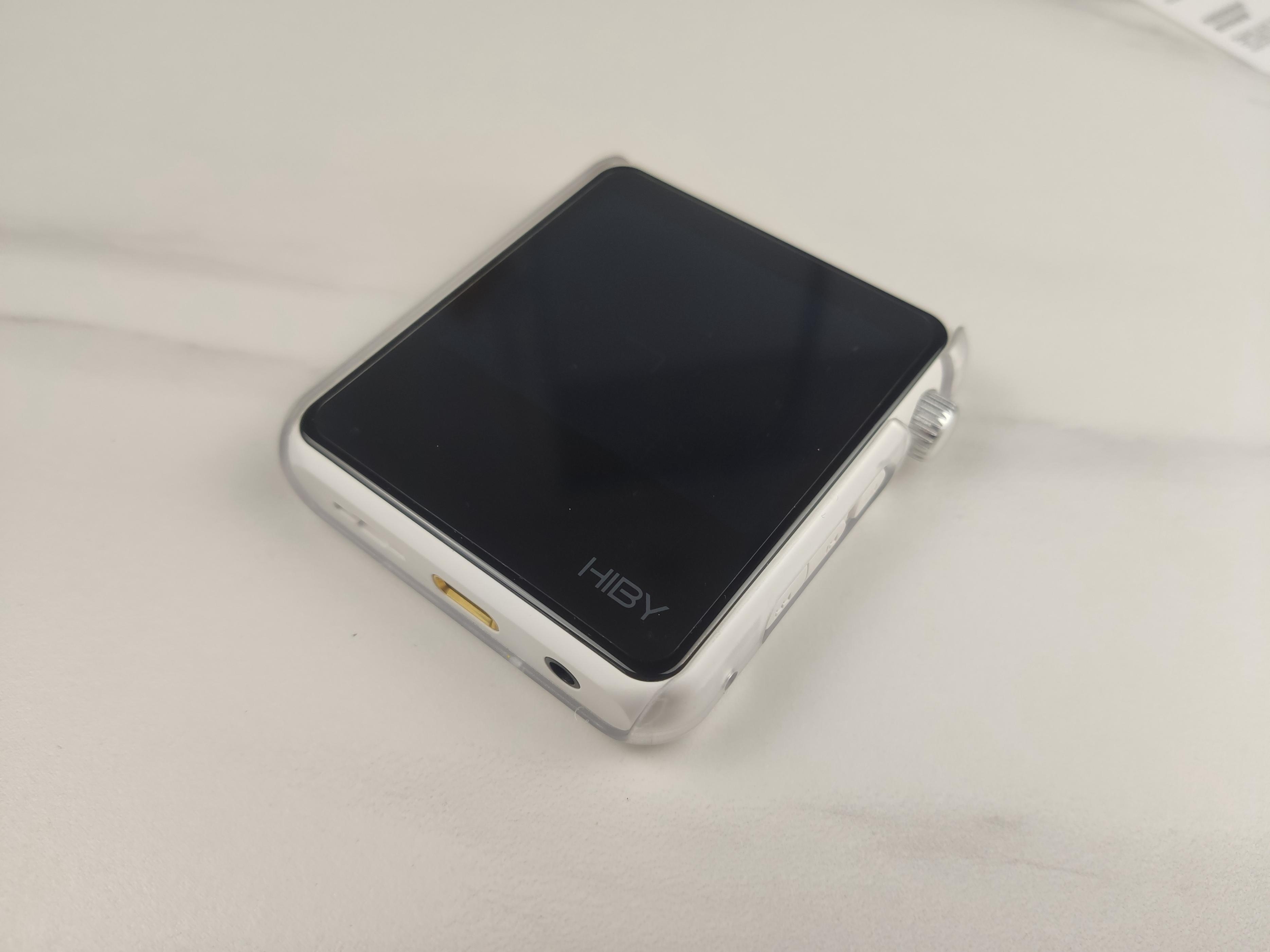 不管工作娱乐还是运动，这款*放播**器都能HOLD住