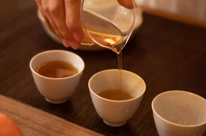 买茶的小窍门收藏一下大有用处,买茶叶的时候选什么茶最好