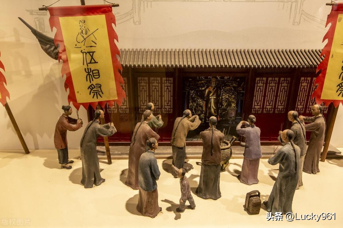 伍子胥生平故事简短,伍子胥为什么被称为忠臣