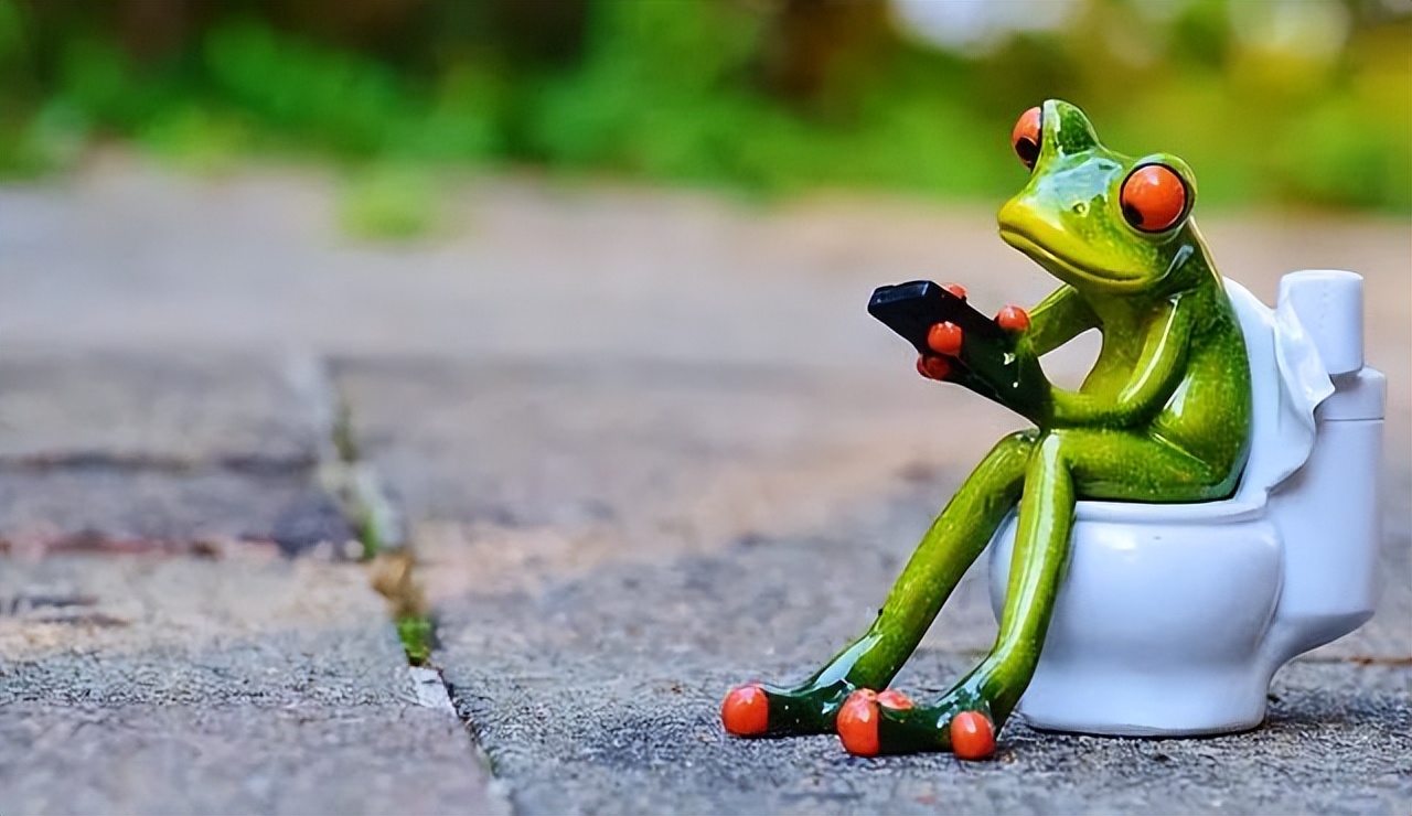 刚吃完饭就想便便,婴儿吃完辅食就拉便便怎么回事